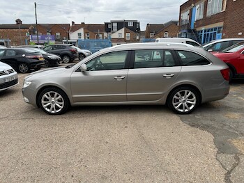 Used Skoda Superb 2010 for sale - 76315019: Photo 4