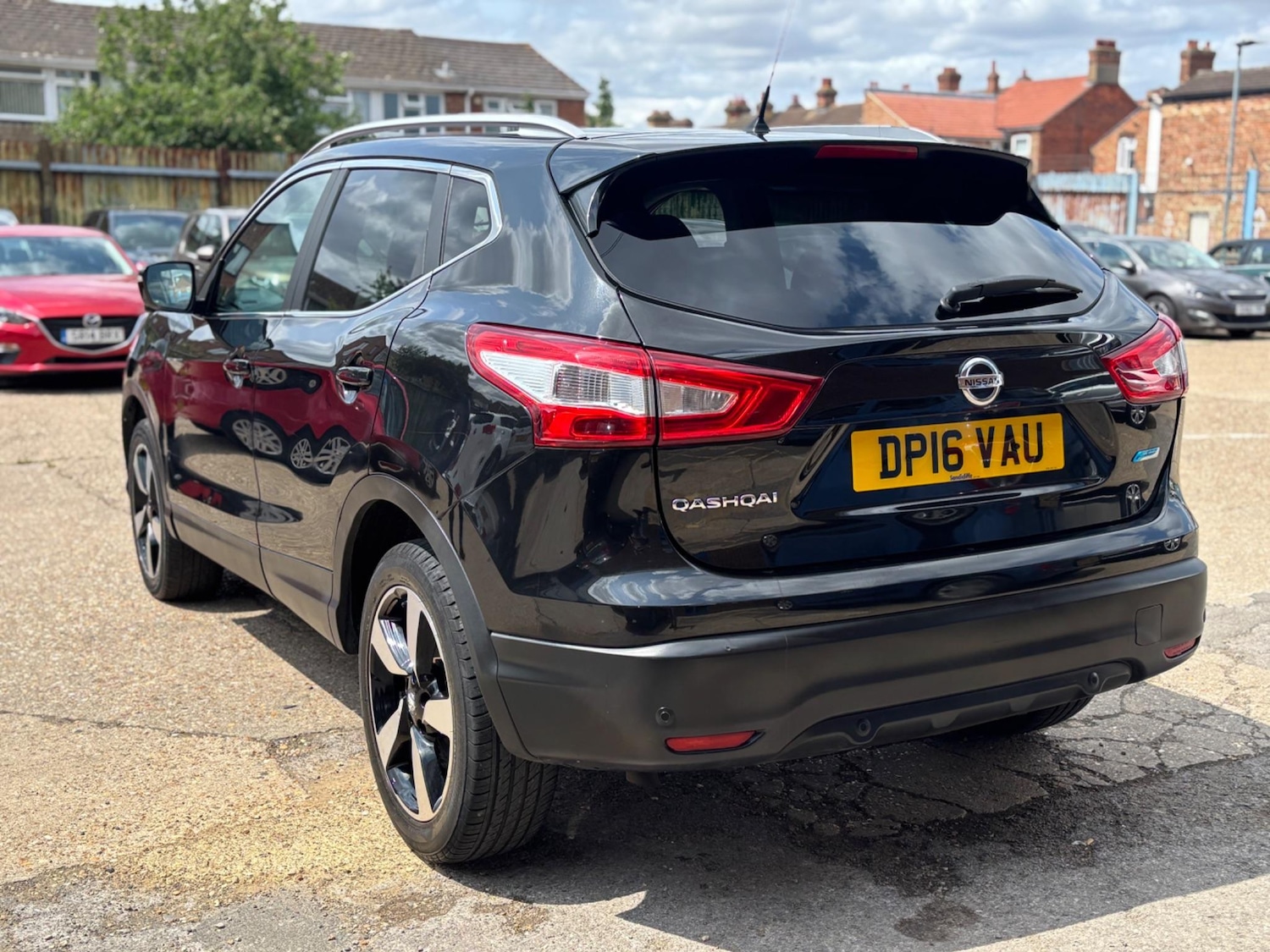 Used Nissan Qashqai 2016 for sale - 76976804: Photo 4