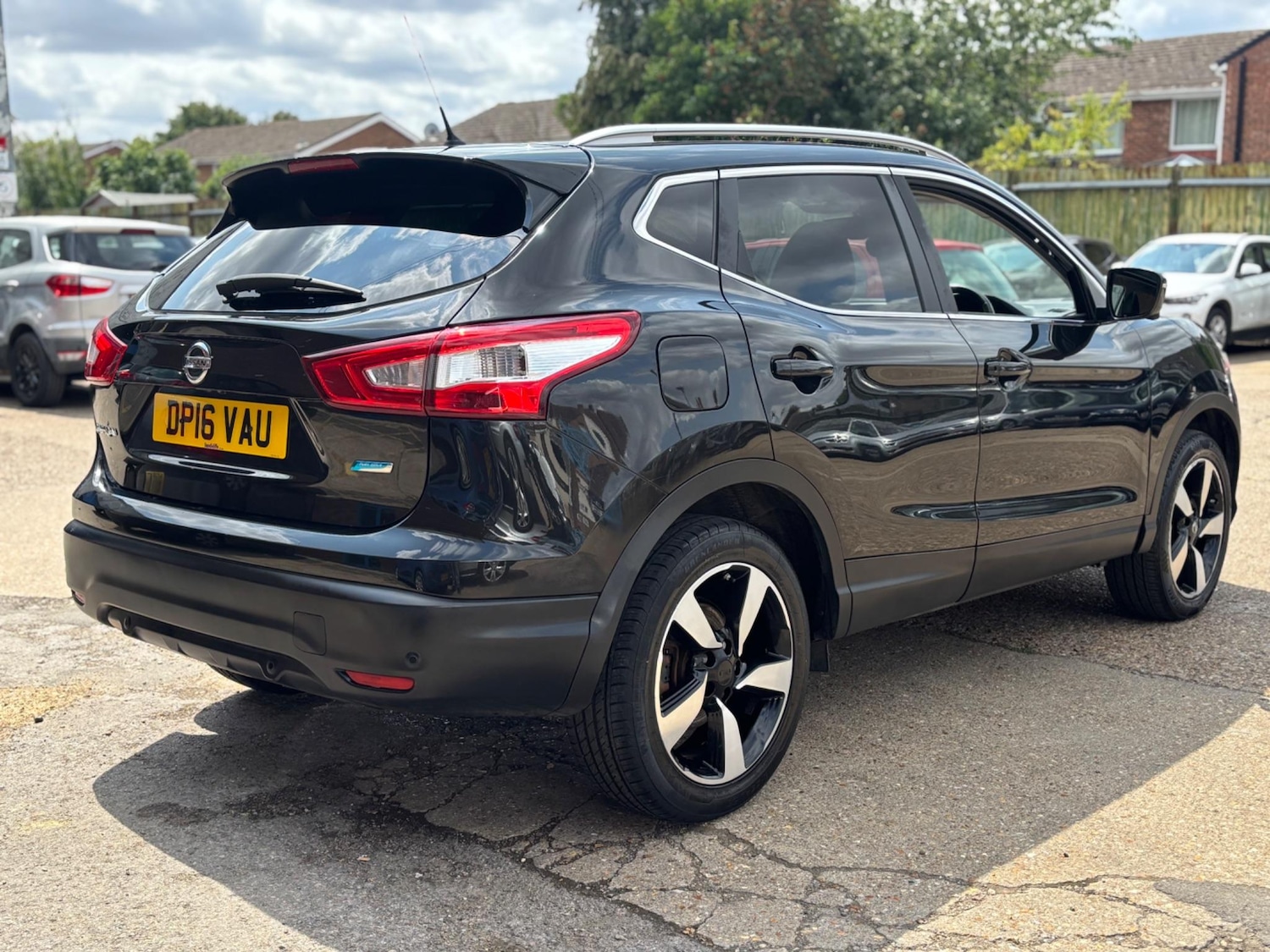 Used Nissan Qashqai 2016 for sale - 76976804: Photo 8