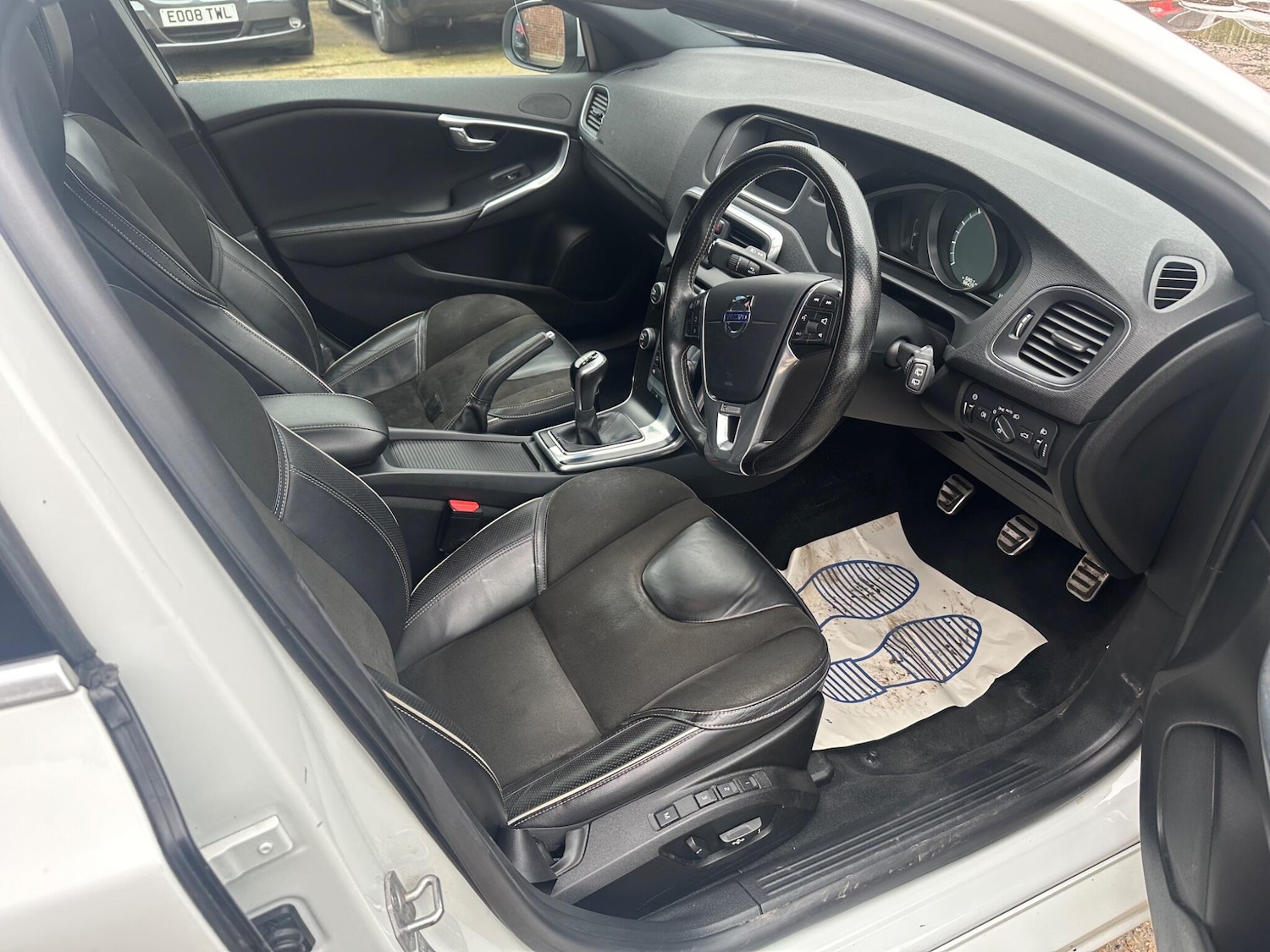 Used Volvo V40 2015 for sale - 77794021: Photo 14