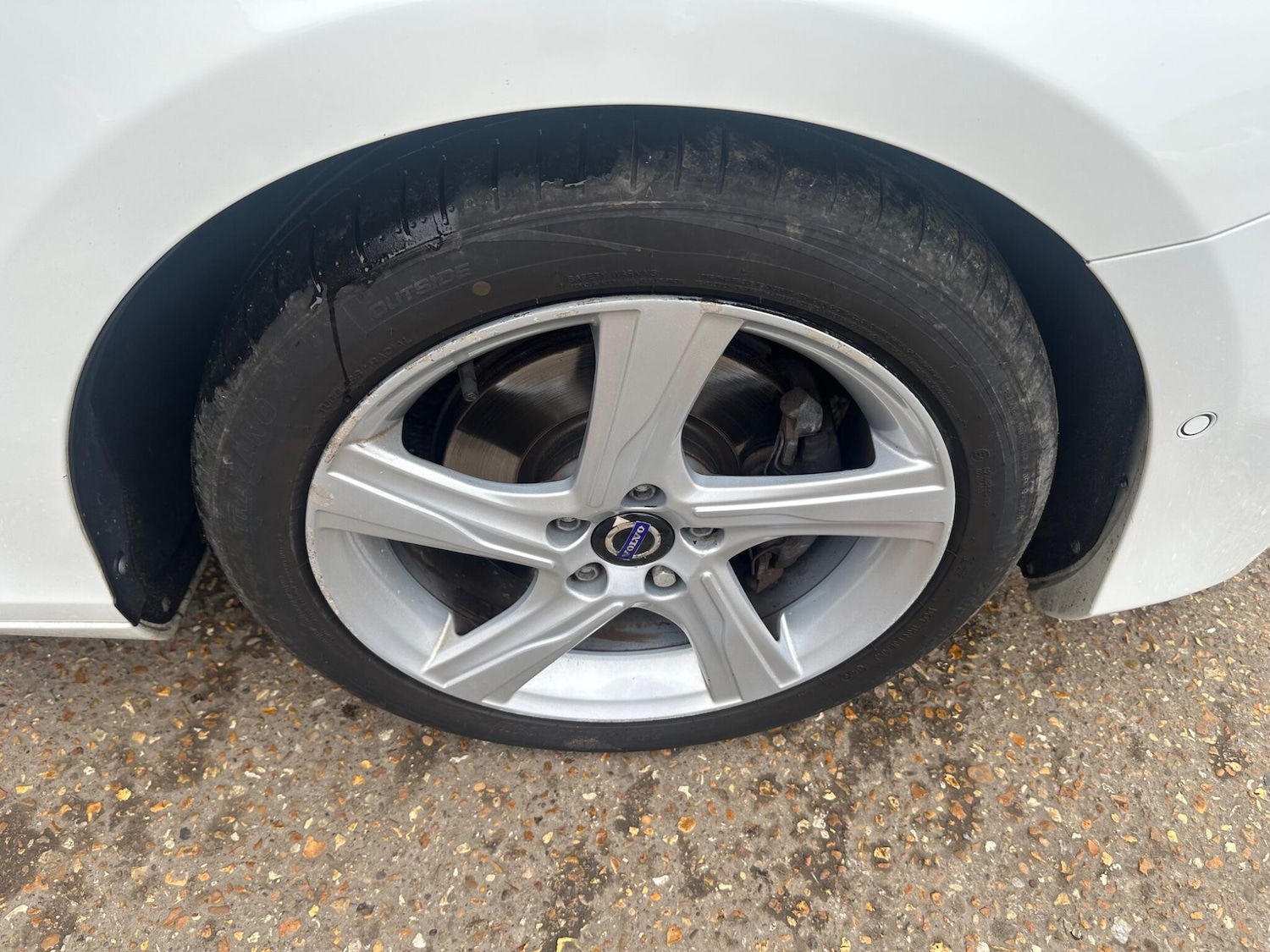 Used Volvo V40 2015 for sale - 77794021: Photo 23