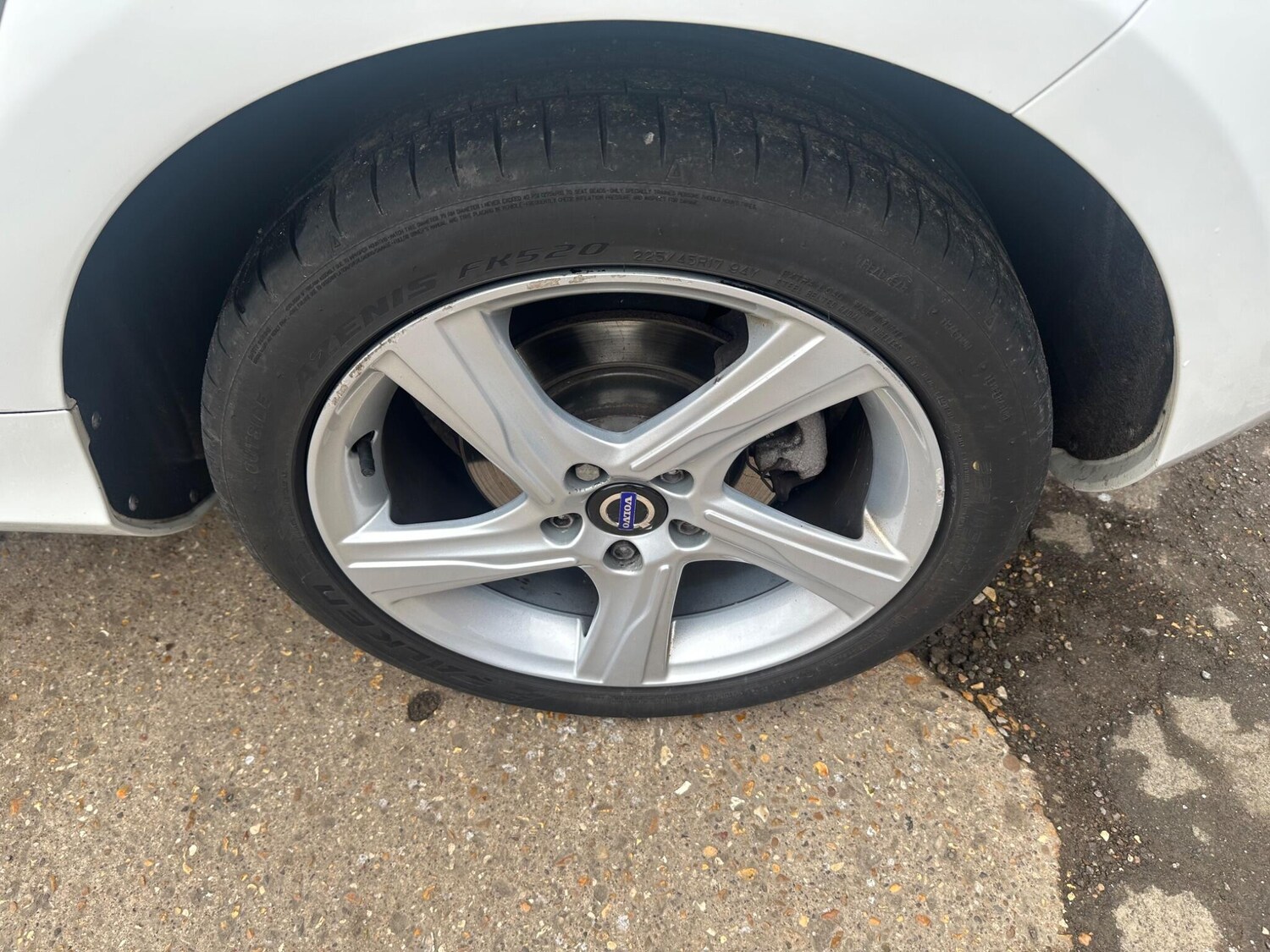 Used Volvo V40 2015 for sale - 77794021: Photo 24