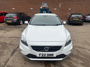 Used Volvo V40 2015 for sale - 77794021: Photo