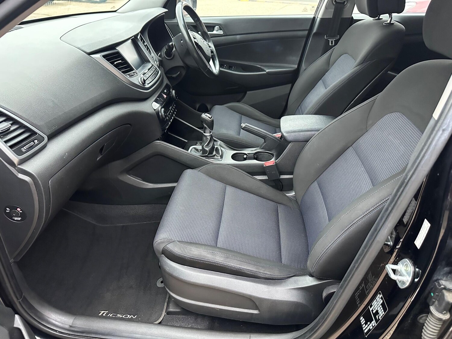 Used Hyundai TUCSON 2016 for sale - 76953421: Photo 30