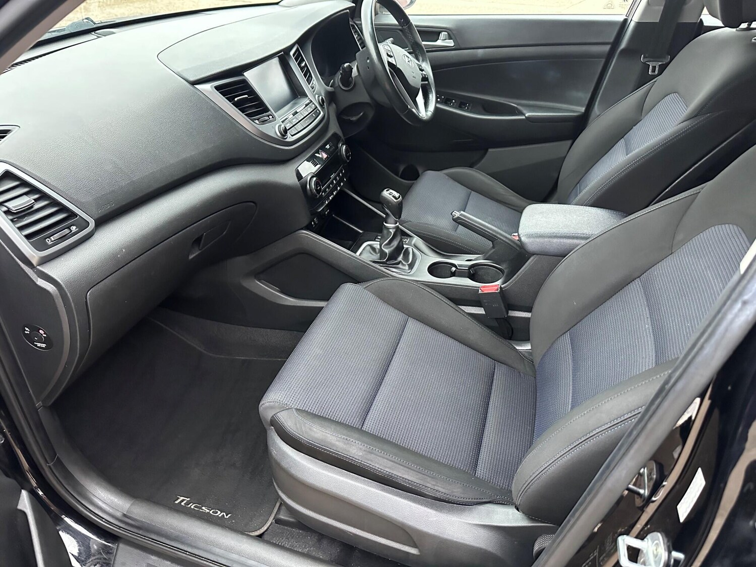 Used Hyundai TUCSON 2016 for sale - 76953421: Photo 31