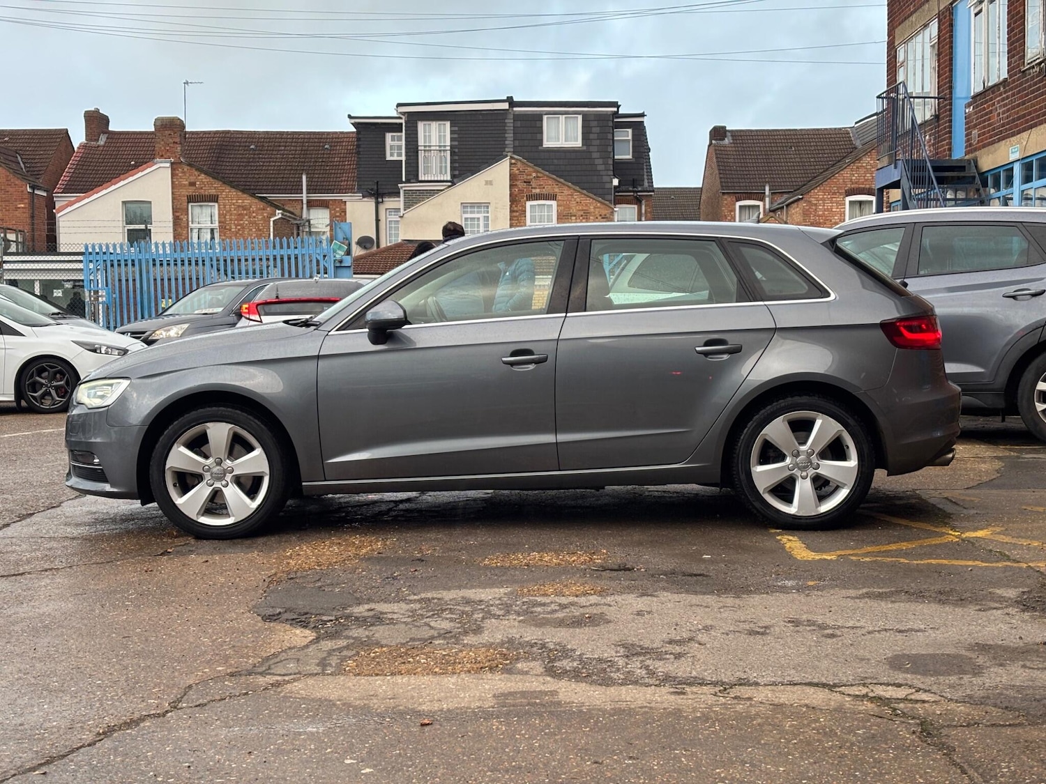 Used Audi A3 2013 for sale - 76850034: Photo 4