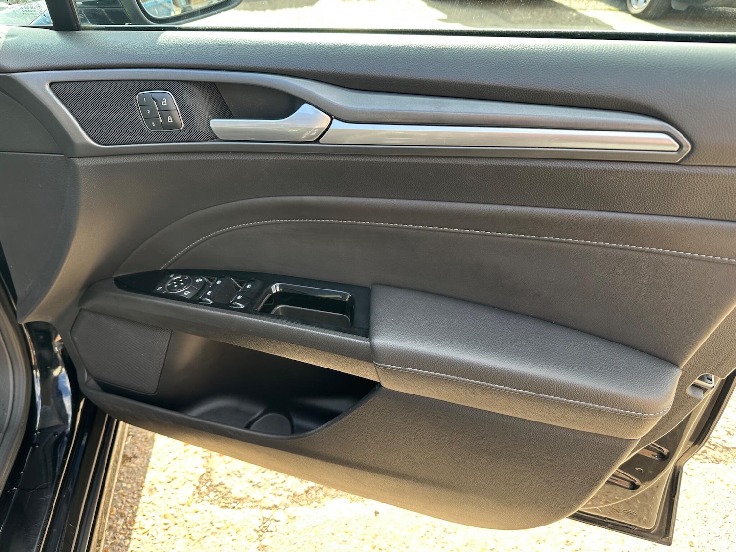 Used Ford Mondeo 2016 for sale - 78058597: Photo 23