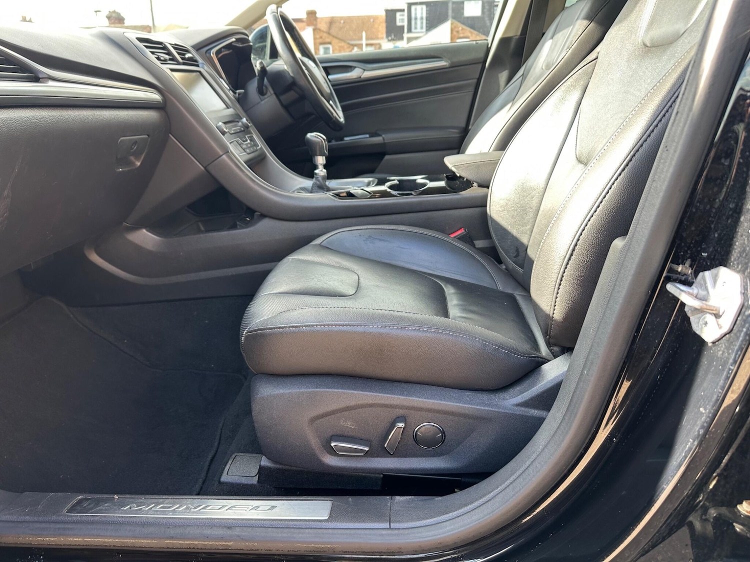 Used Ford Mondeo 2016 for sale - 78058597: Photo 32