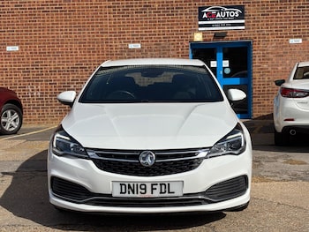 Used Vauxhall Astra 2019 for sale - 76109254: Photo 2