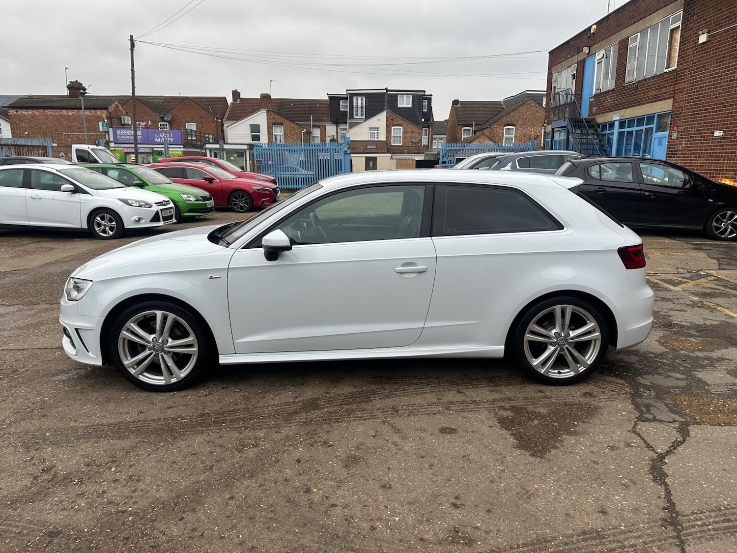 Used Audi A3 2015 for sale - 77049898: Photo 9