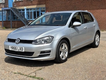 Used Volkswagen Golf 2016 for sale - 79062871: Photo
