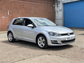 Used Volkswagen Golf 2016 for sale - 79062871: Photo