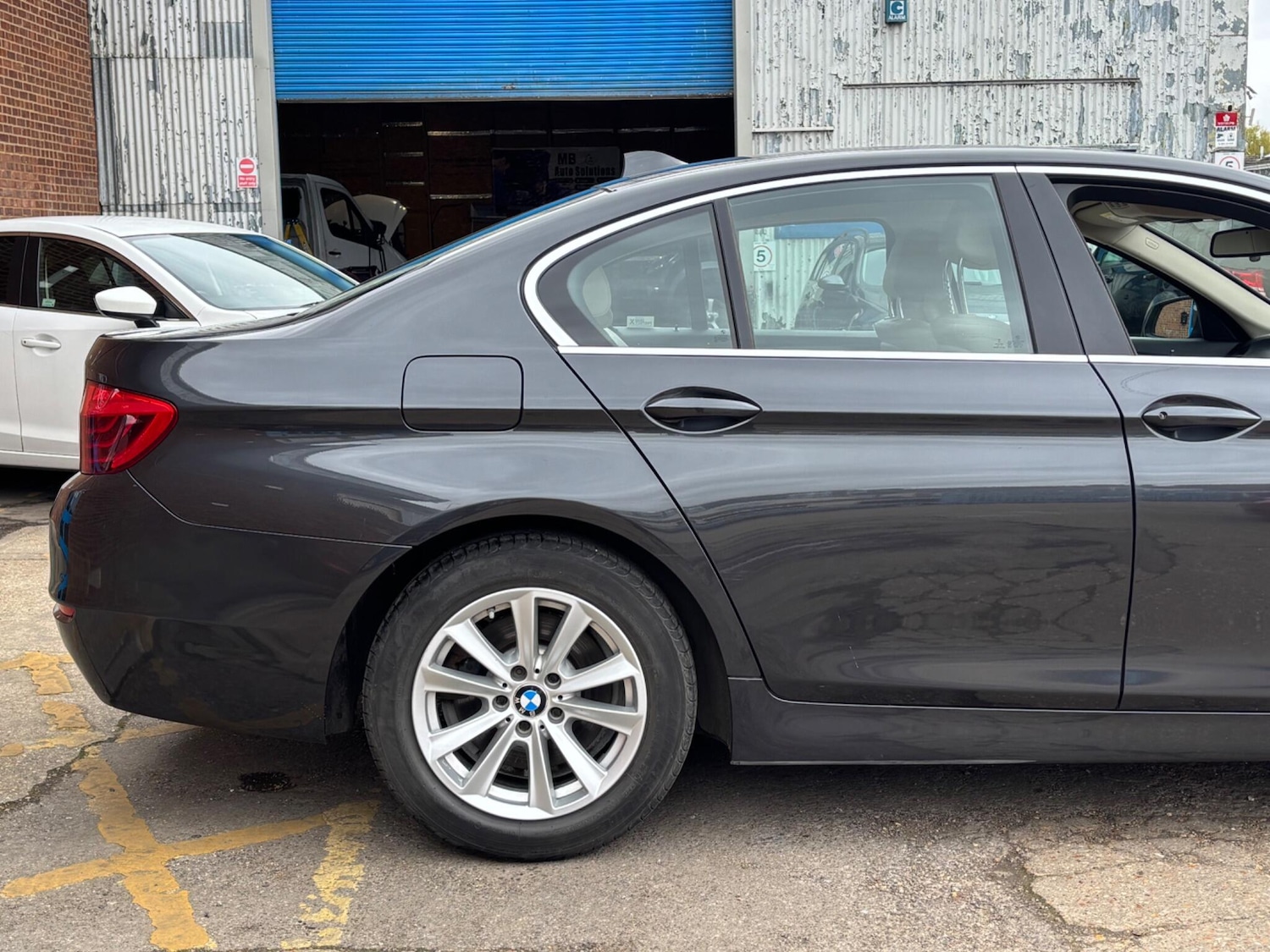 Used BMW 5 Series 2015 for sale - 77908688: Photo 19