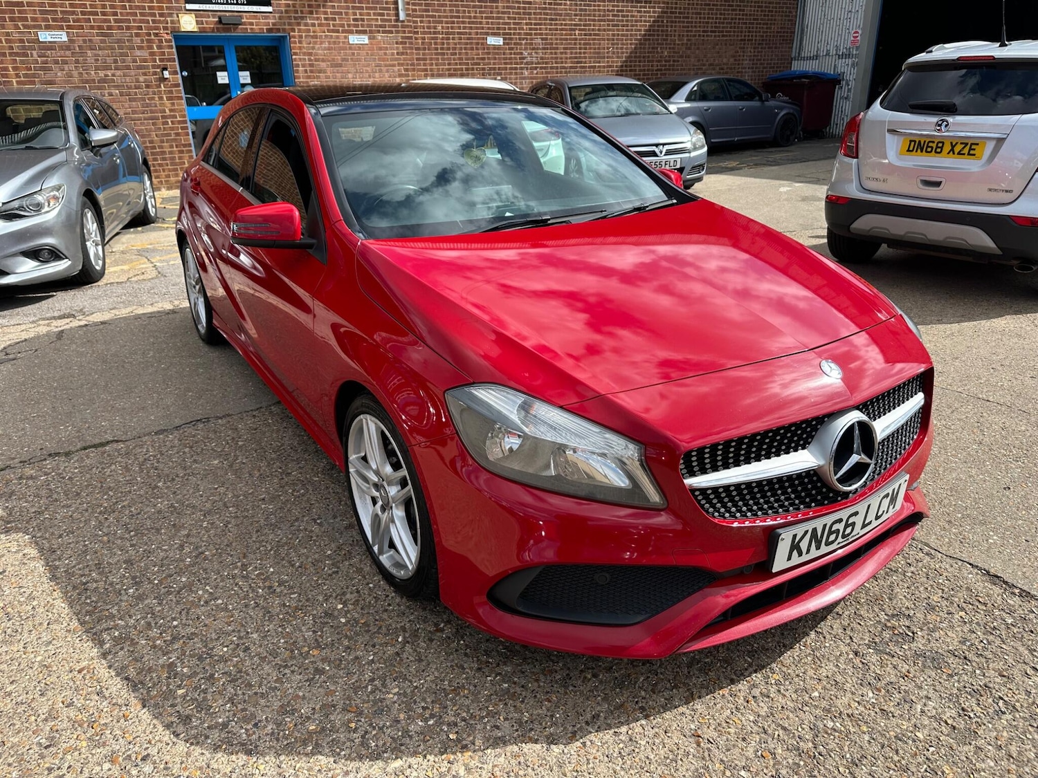 Used Mercedes-Benz A-Class 2016 for sale - 75928356: Photo 10