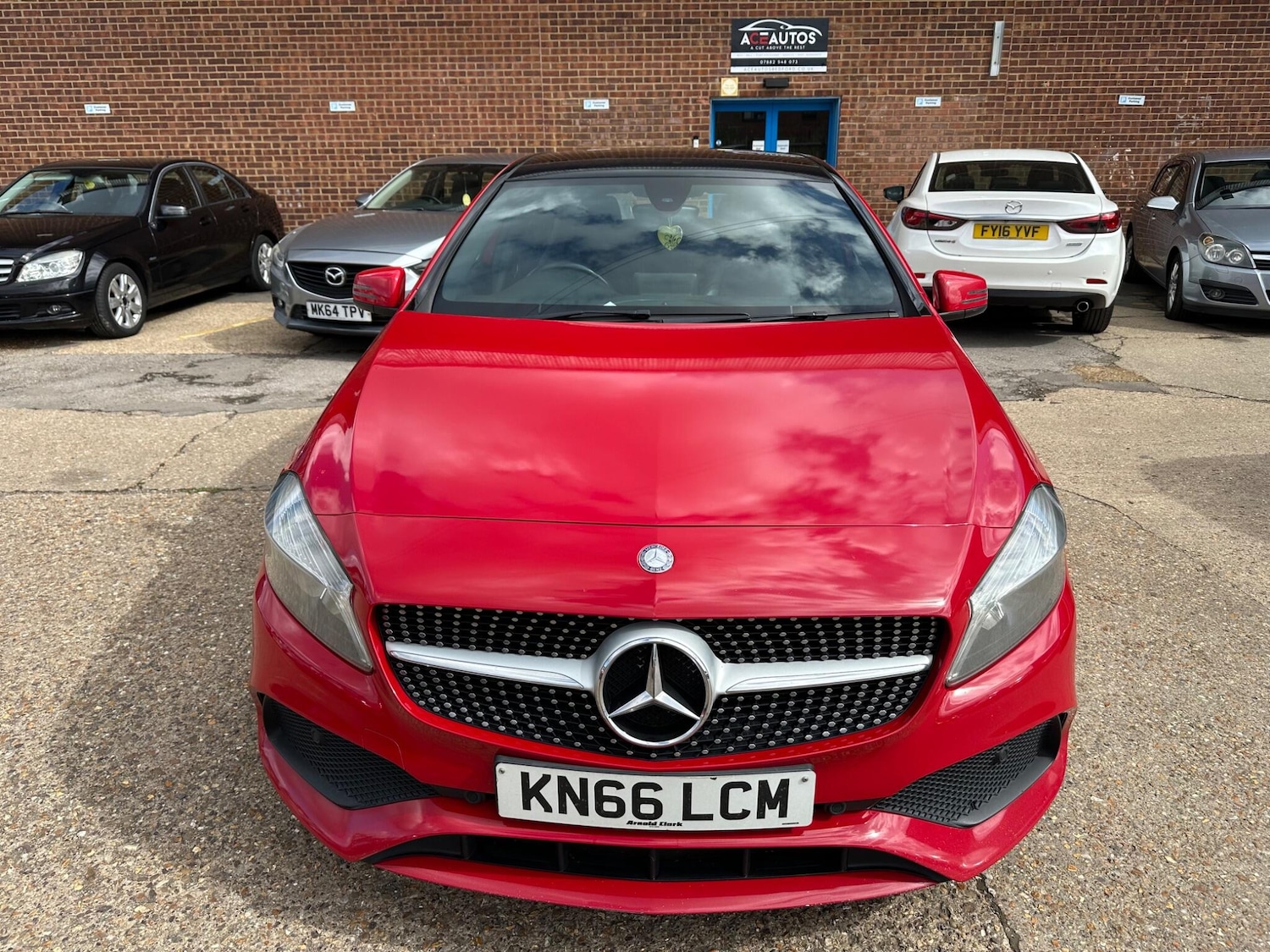 Used Mercedes-Benz A-Class 2016 for sale - 75928356: Photo 3