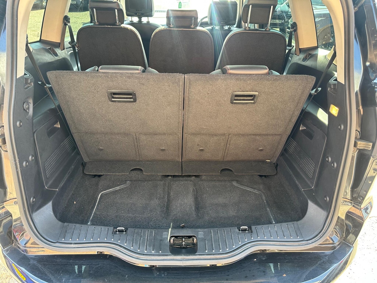 Vehicle 28