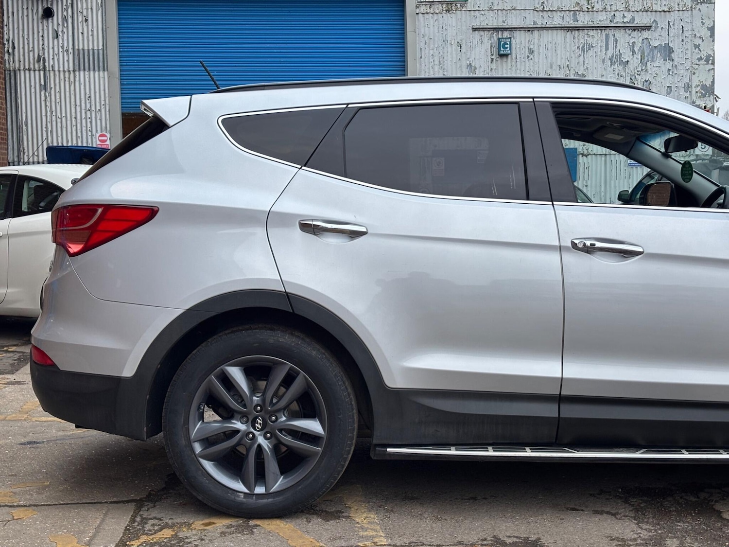 Used Hyundai Santa Fe 2014 for sale - 77377228: Photo 17