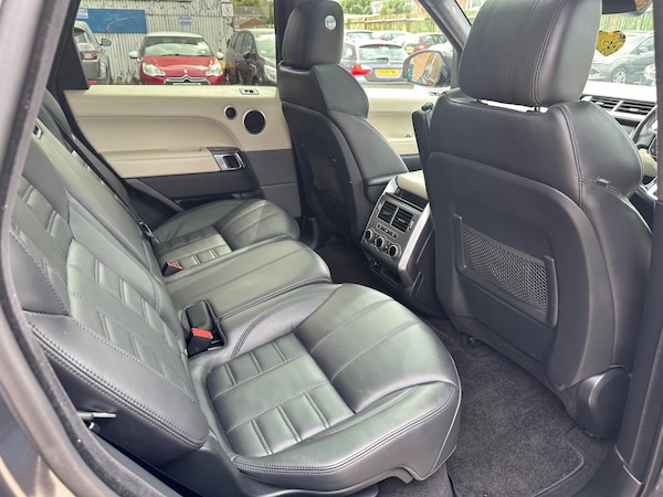 Used Land Rover Range Rover Sport 2017 for sale - 75696255: Photo 33