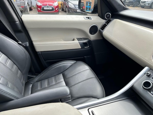 Used Land Rover Range Rover Sport 2017 for sale - 75696255: Photo 47