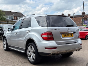 Used Mercedes-Benz M Class 2010 for sale - 78492329: Photo
