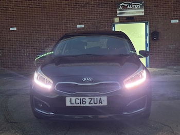 Used Kia Ceed 2016 for sale - 76522177: Photo