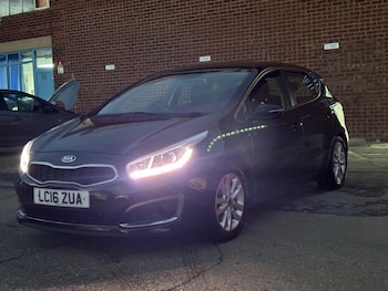 Used Kia Ceed 2016 for sale - 76522177: Photo