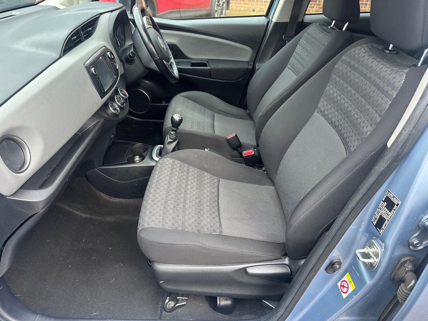 Used Toyota Yaris for sale - 78214624: Photo 30