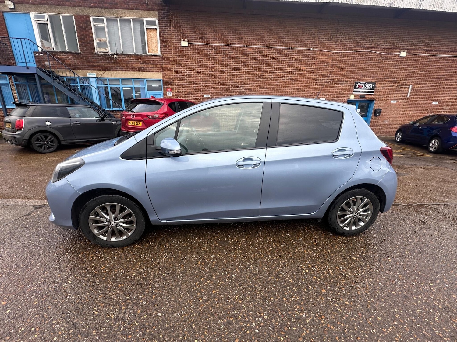 Used Toyota Yaris for sale - 78214624: Photo 6