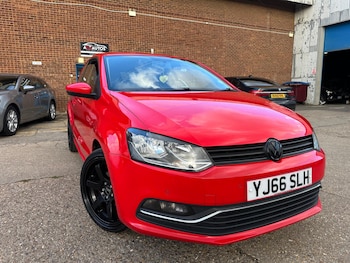 Used Volkswagen Polo 2017 for sale - 75965842: Photo 2