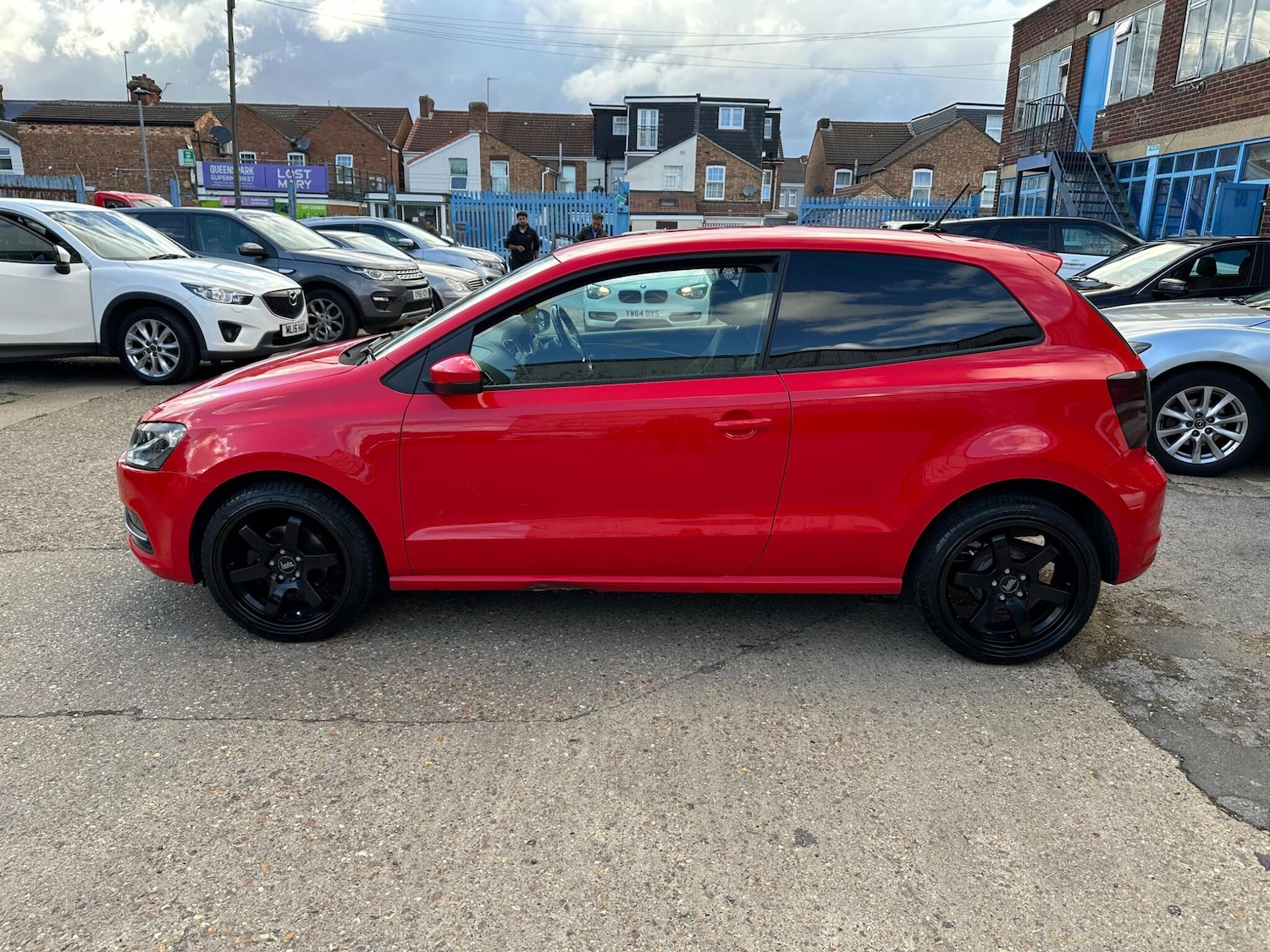 Used Volkswagen Polo 2017 for sale - 75965842: Photo 6