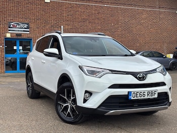 Used Toyota RAV4 2017 for sale - 78689502: Photo