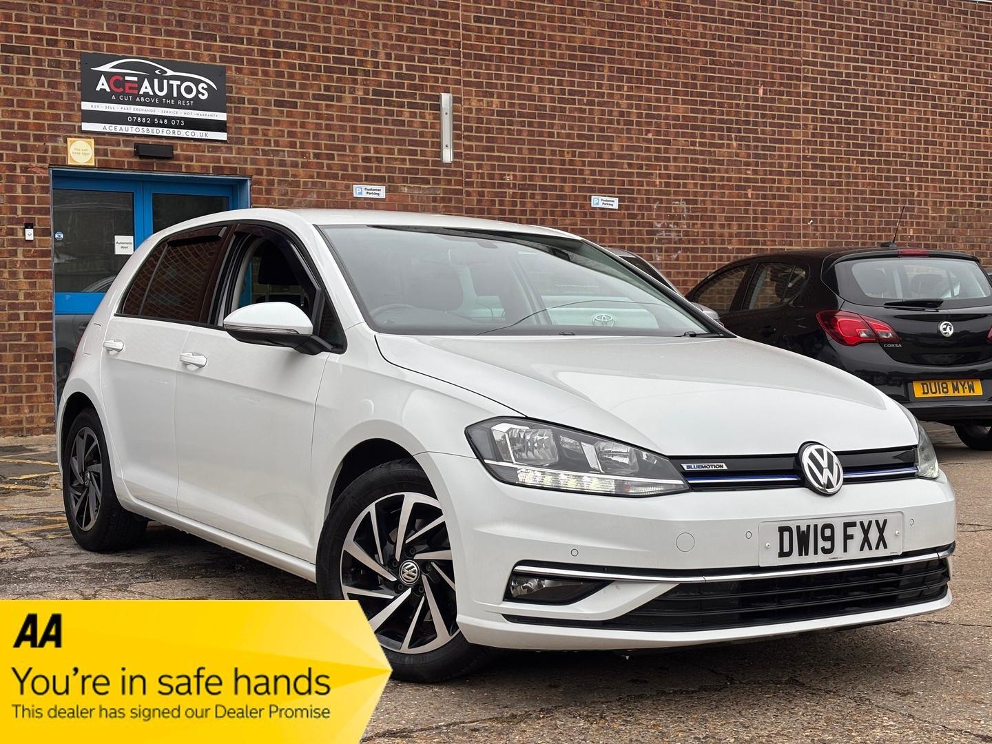 Used Volkswagen Golf 2019 for sale - 76282813: Photo 1