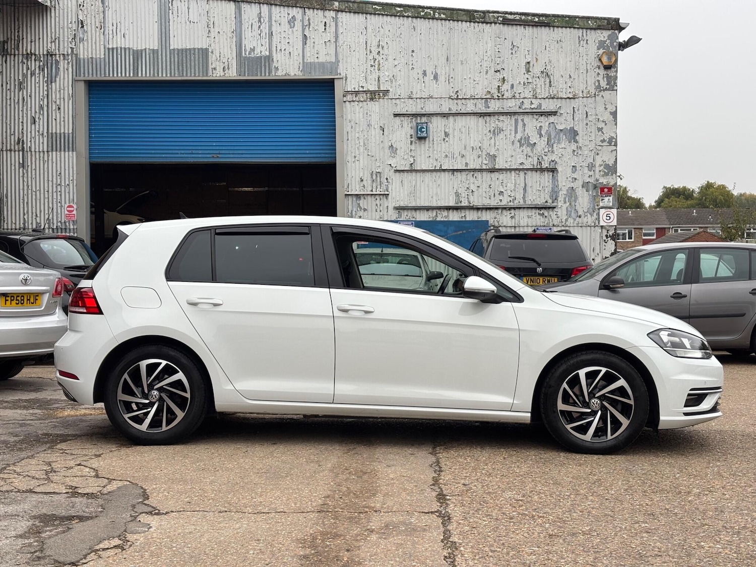 Used Volkswagen Golf 2019 for sale - 76282813: Photo 11