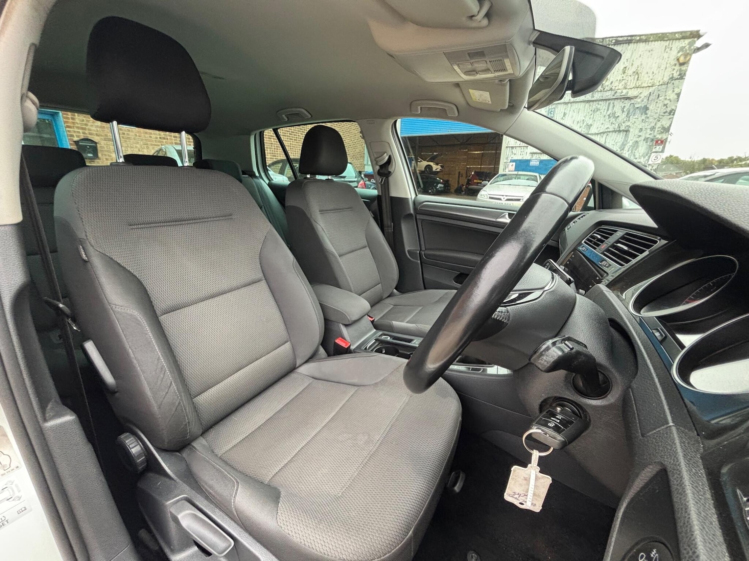 Used Volkswagen Golf 2019 for sale - 76282813: Photo 17