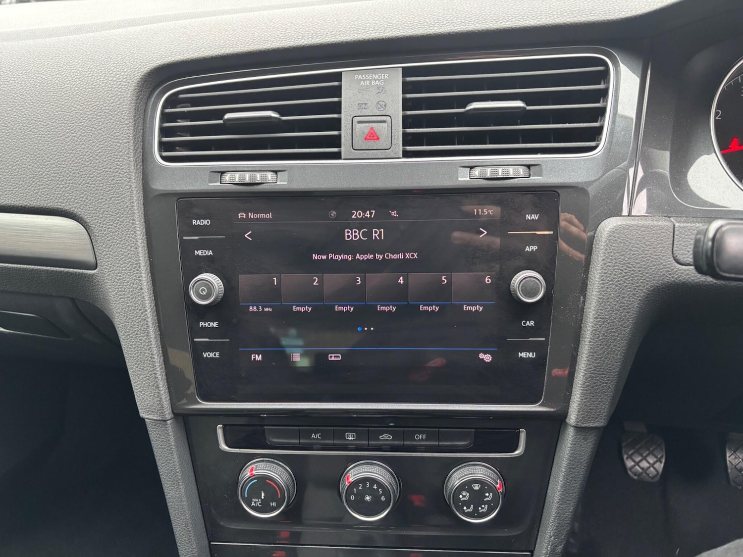 Used Volkswagen Golf 2019 for sale - 76282813: Photo 20