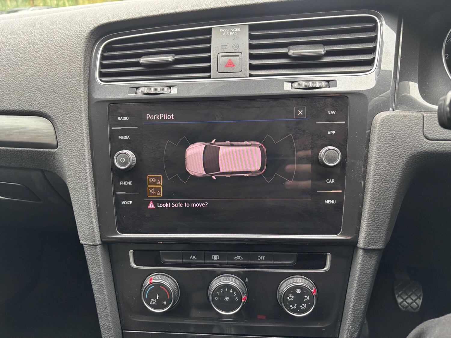 Used Volkswagen Golf 2019 for sale - 76282813: Photo 41