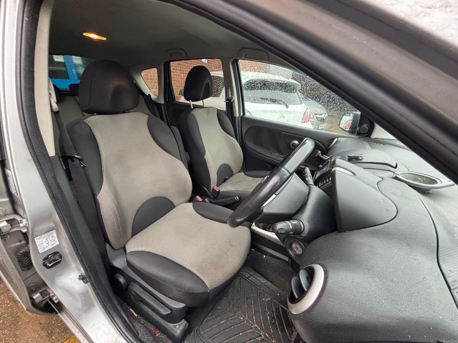 Used Nissan Note 2011 for sale - 77191157: Photo 14