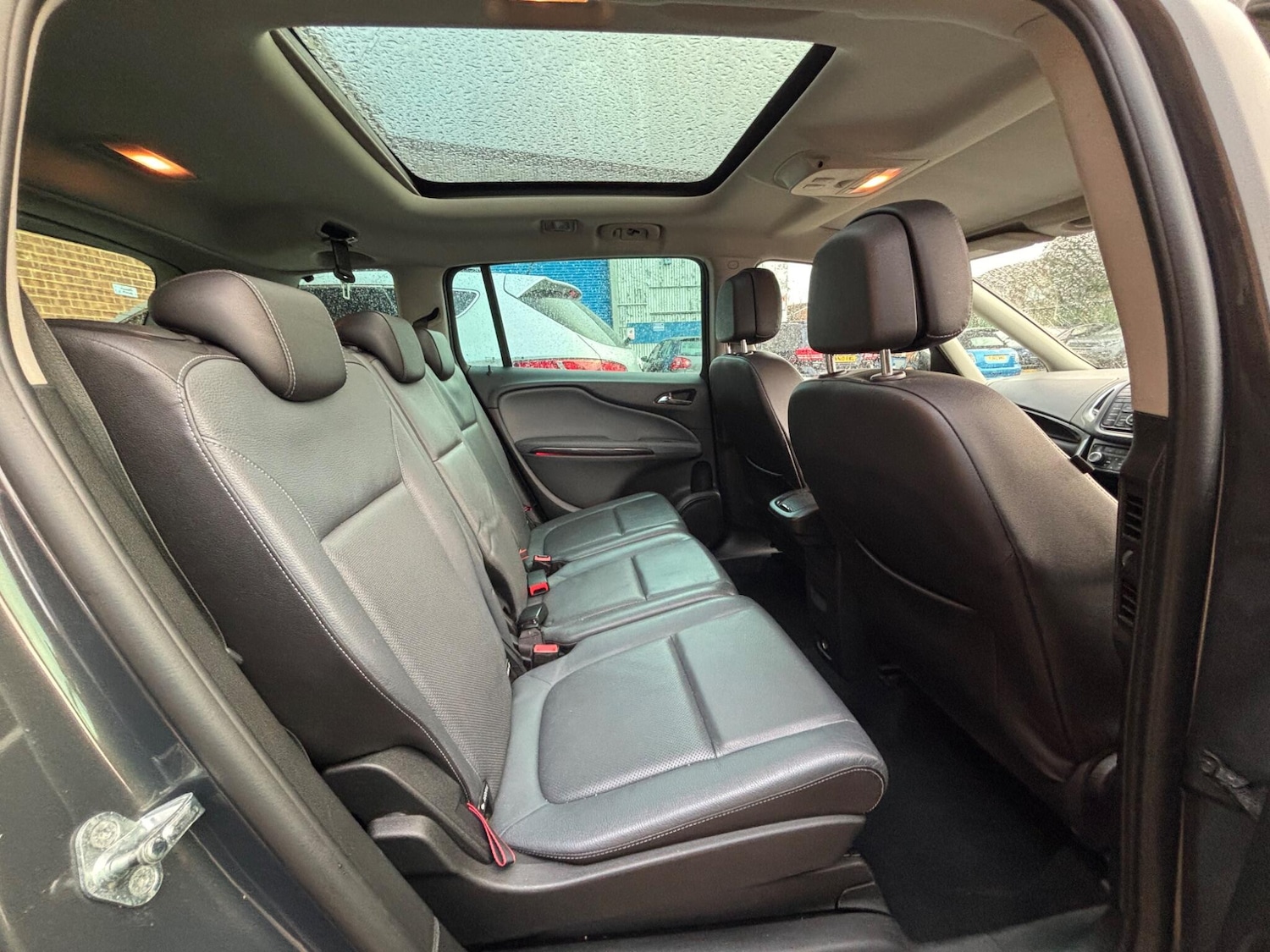 Used Vauxhall Zafira Tourer 2015 for sale - 76759506: Photo 12