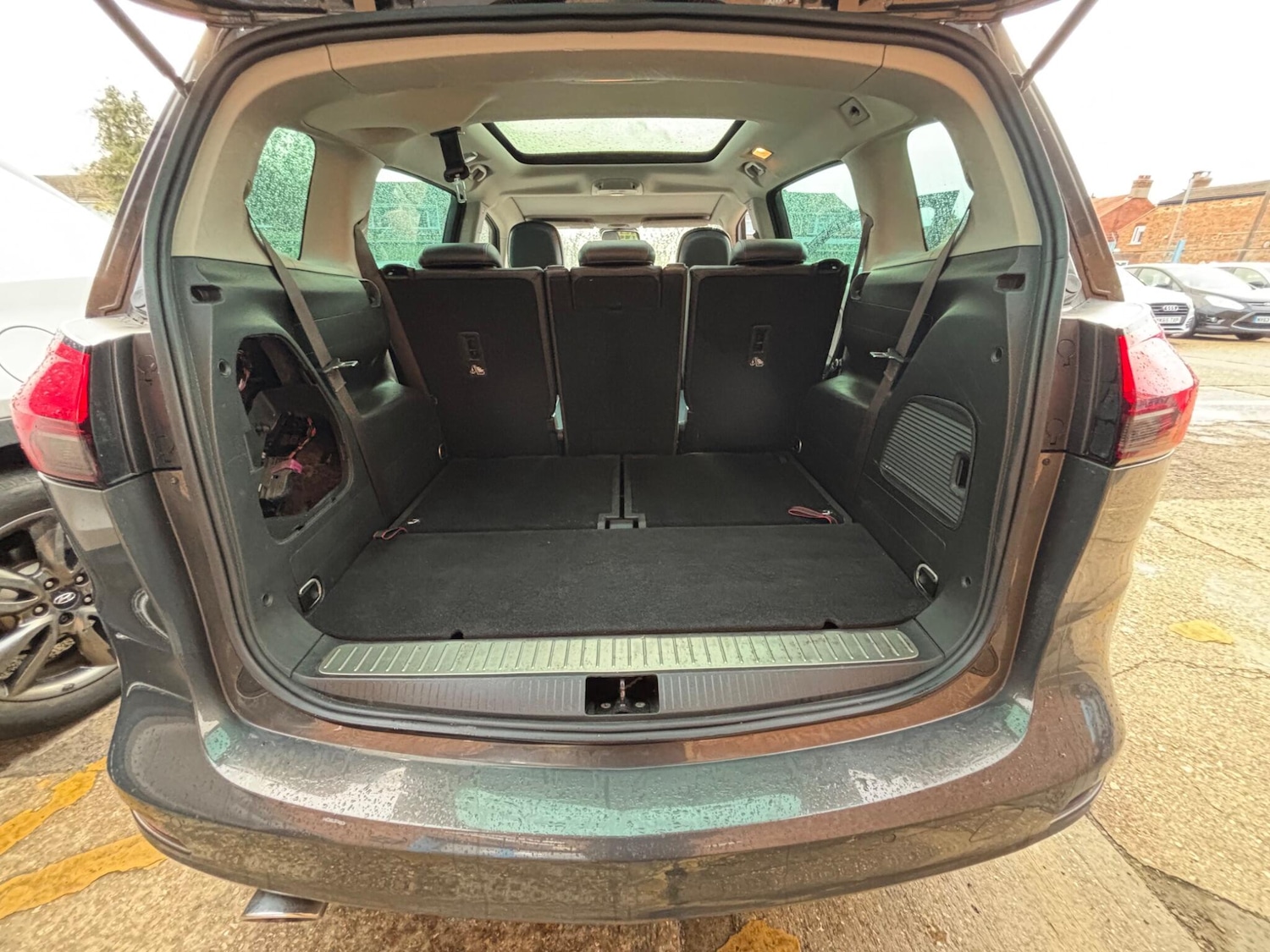 Used Vauxhall Zafira Tourer 2015 for sale - 76759506: Photo 15