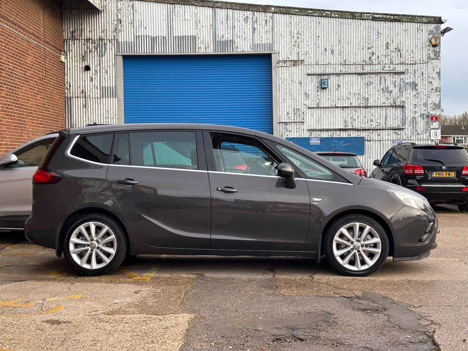 Used Vauxhall Zafira Tourer 2015 for sale - 76759506: Photo 5