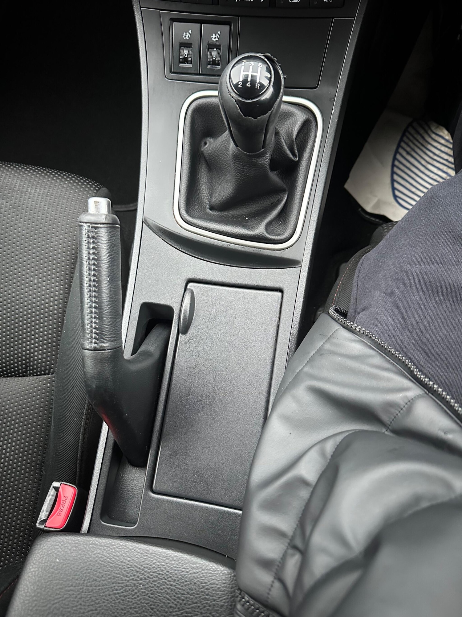 Used Mazda Mazda3 2013 for sale - 76592418: Photo 14