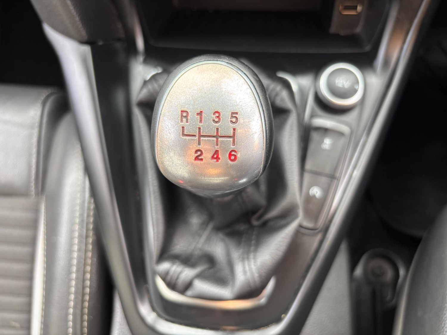 Used Ford Focus 2015 for sale - 75622697: Photo 14