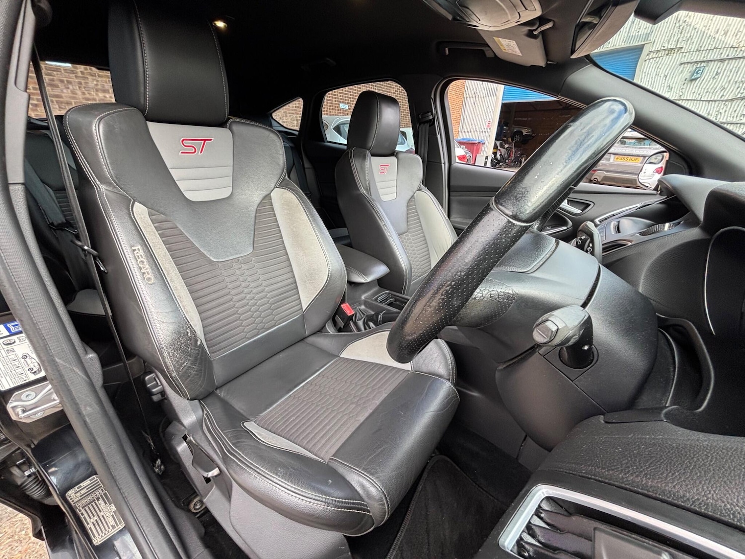 Used Ford Focus 2015 for sale - 75622697: Photo 16