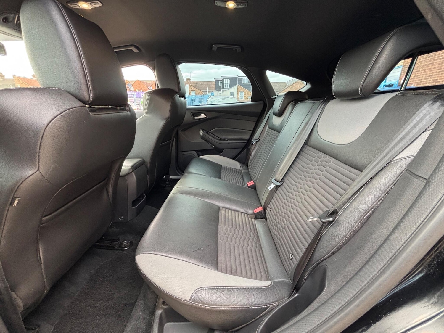 Used Ford Focus 2015 for sale - 75622697: Photo 17