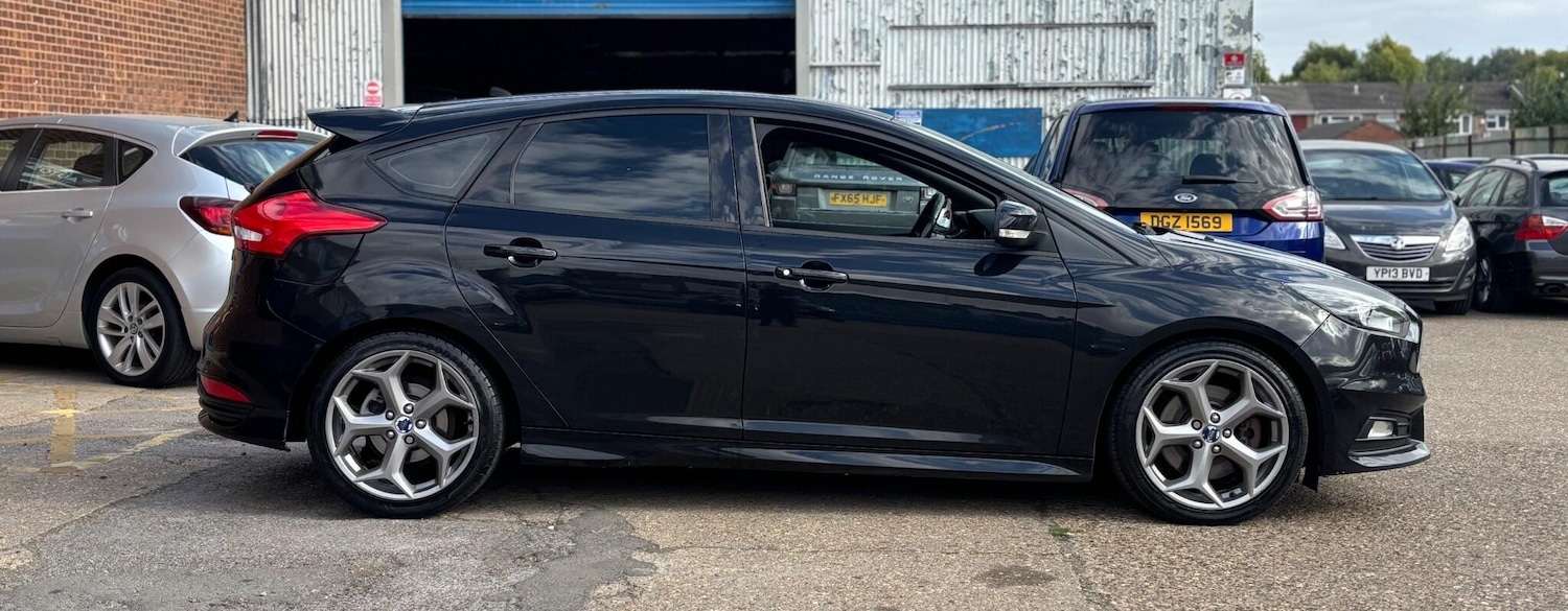 Used Ford Focus 2015 for sale - 75622697: Photo 4