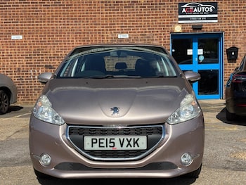 Used Peugeot 208 2015 for sale - 79387664: Photo