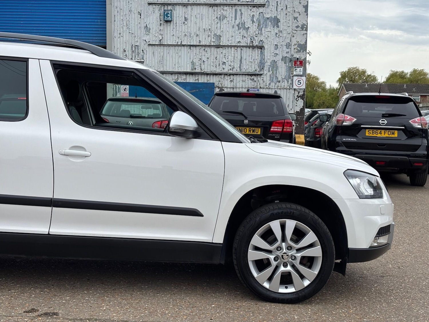 Used Skoda Yeti 2015 for sale - 78184340: Photo 27