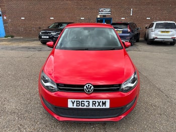 Used Volkswagen Polo 2014 for sale - 79780444: Photo