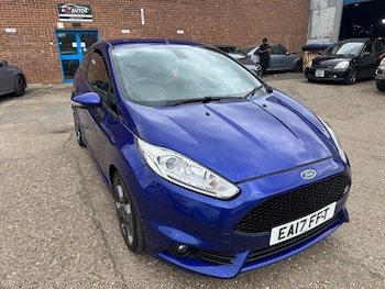 Used Ford Fiesta 2017 for sale - 79279847: Photo