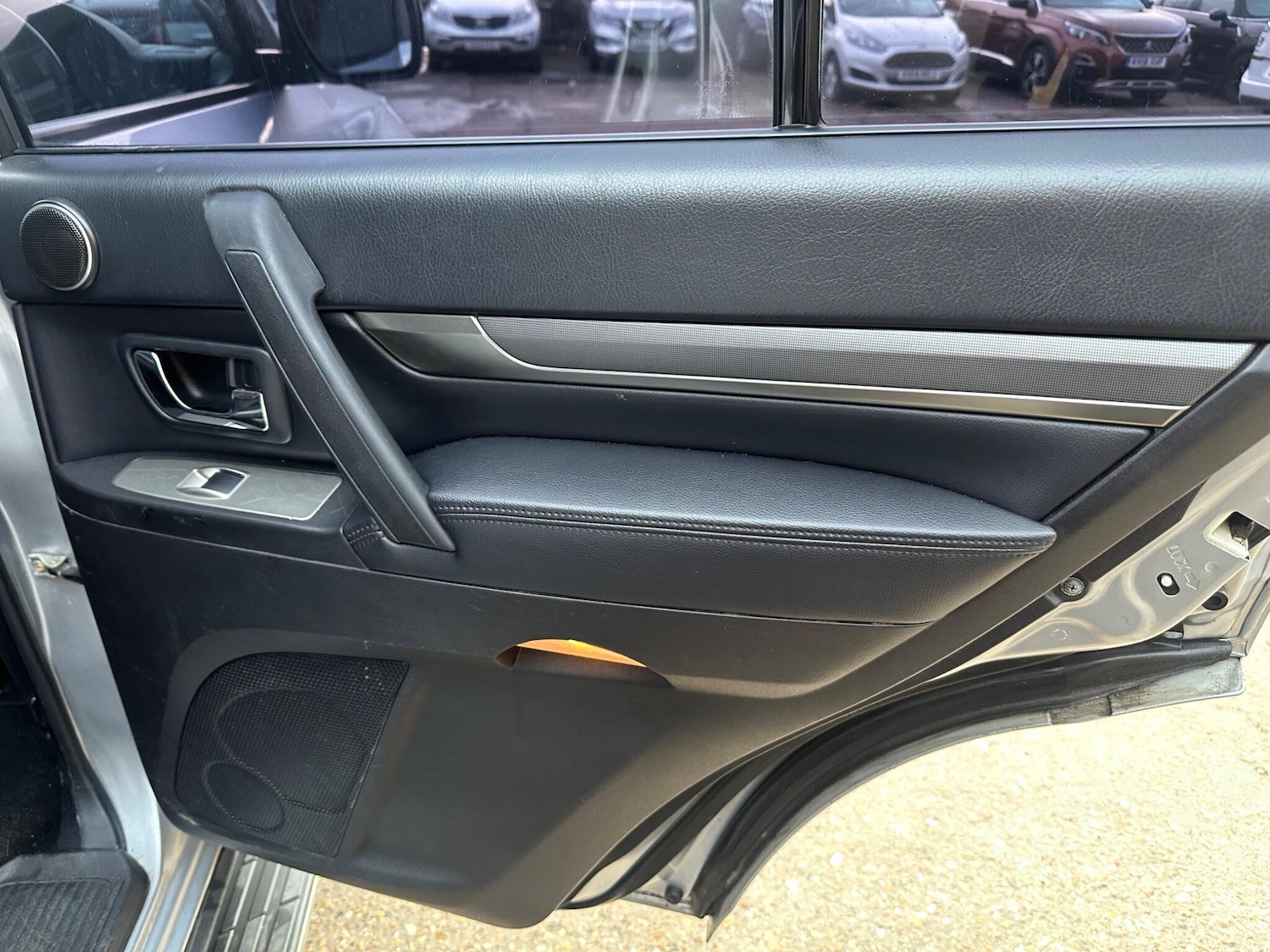 Used Mitsubishi Shogun 2011 for sale - 77559769: Photo 17